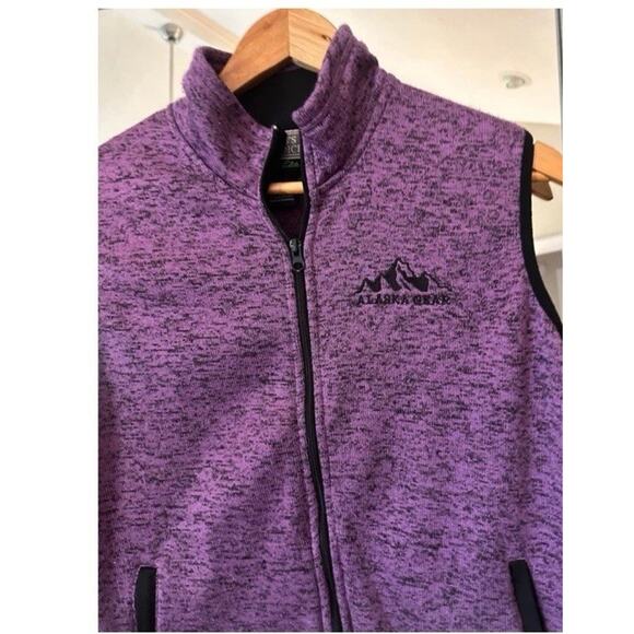 Guides Choice Alaskan Gear Women’s Fleece Vest Purple Full Zip Outdoor Warm - Picture 2 of 5